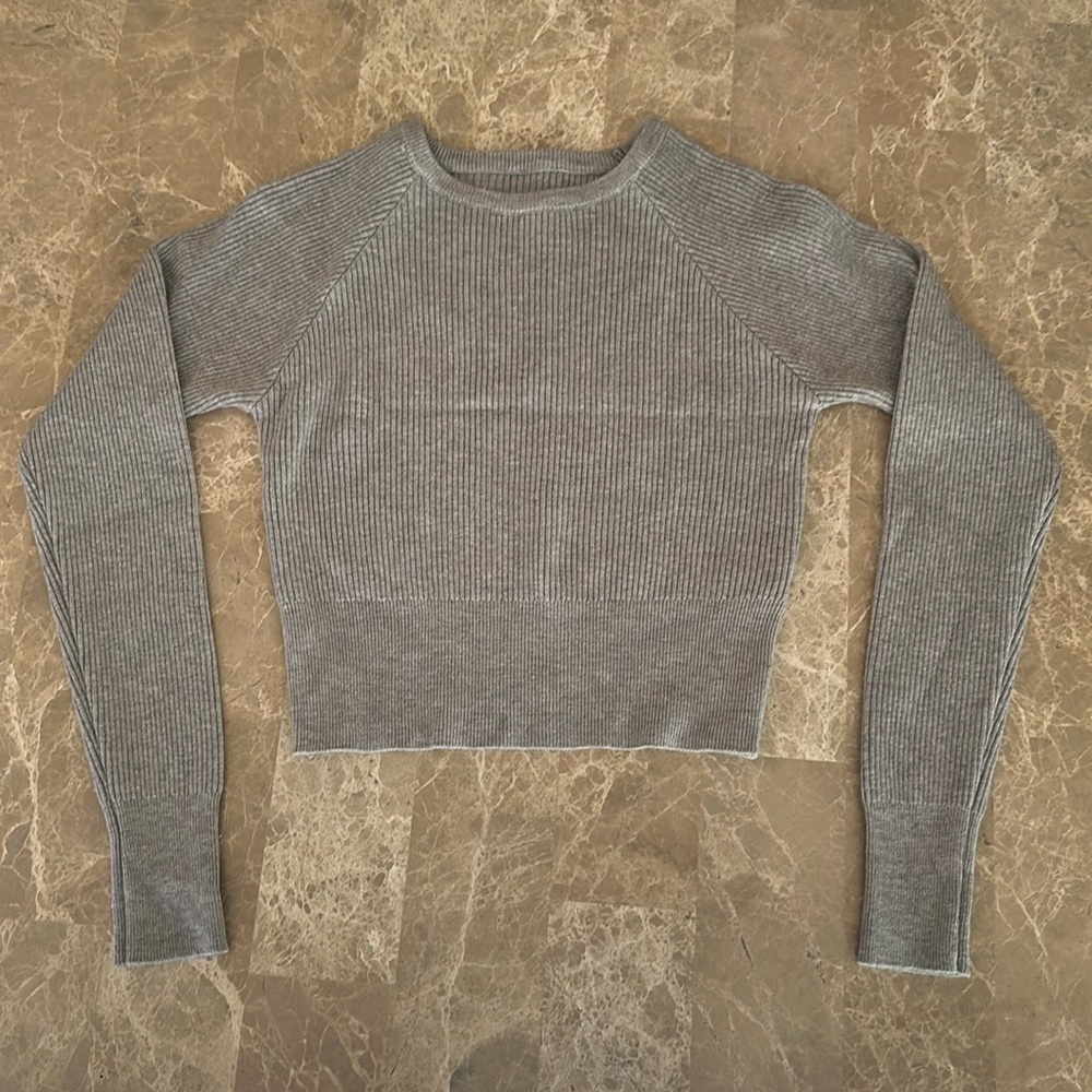 Women’s Long Sleeve Crop Top